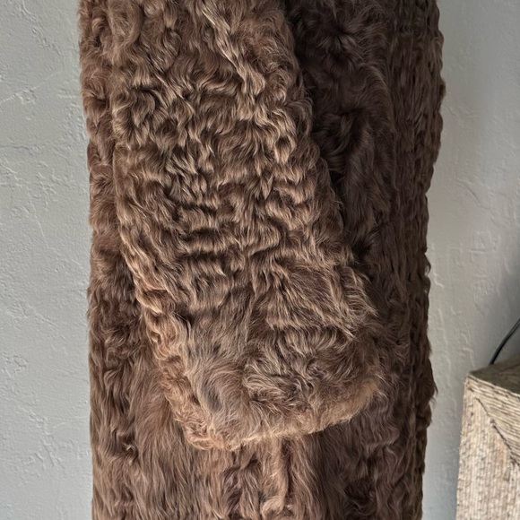 Woman vintage Astrakhan Persian  curly Lamb real fur coat size L. Like new. - Picture 3 of 6